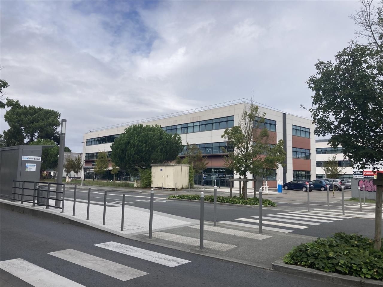 A Pessac, dans un immeuble récent, proche des com