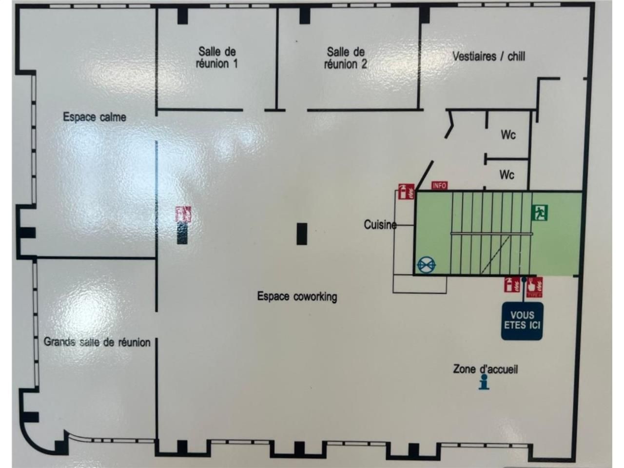 Location bureaux 273 m² non divisibles