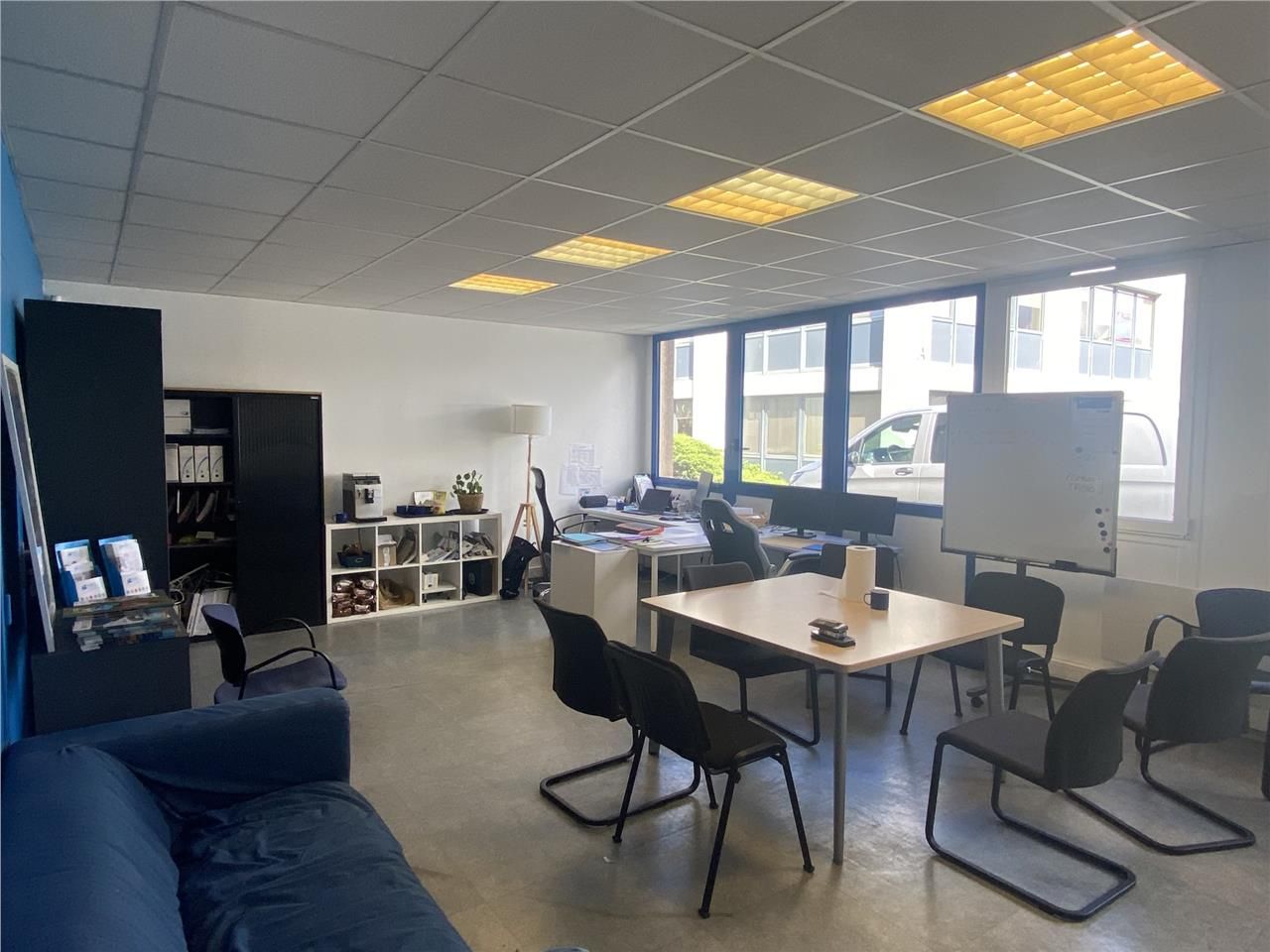 À LOUER - LOCAL D'ACTIVITES 260 M² environ - GRAD