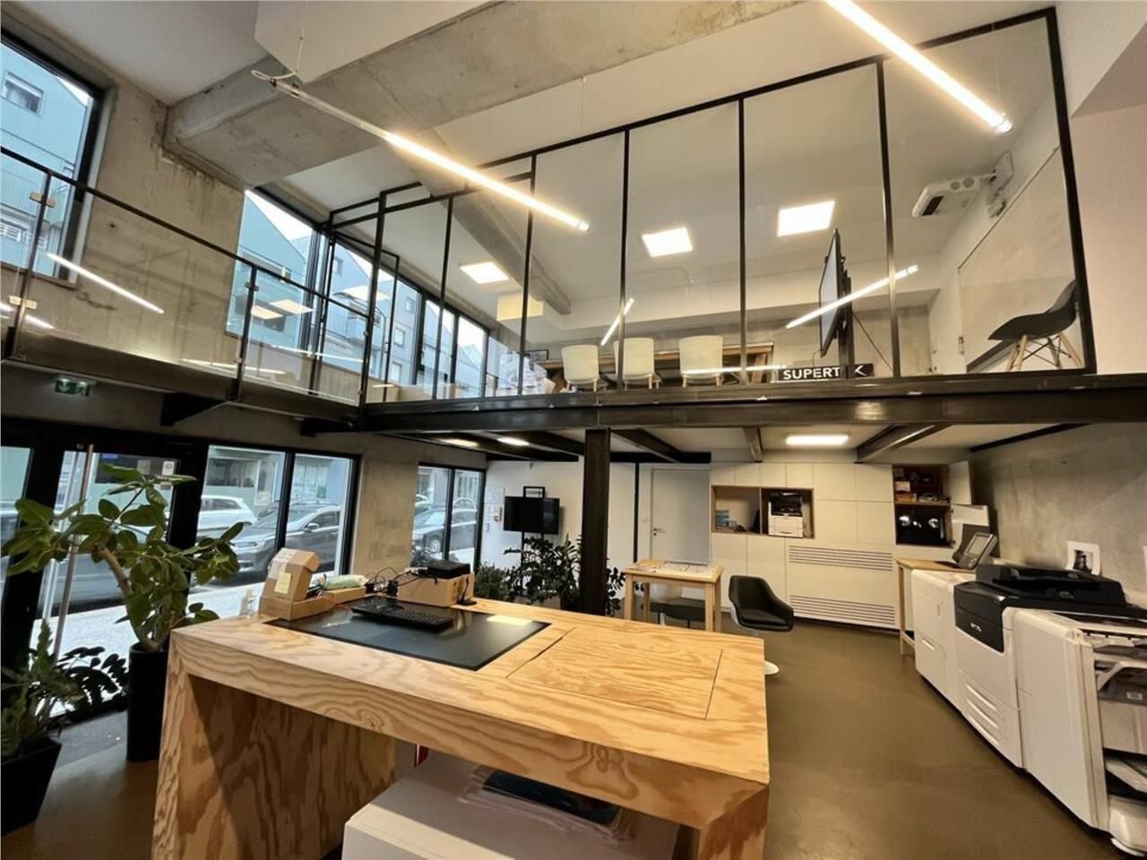 BASSINS A FLOTS - CBRE vous propose à la vente de