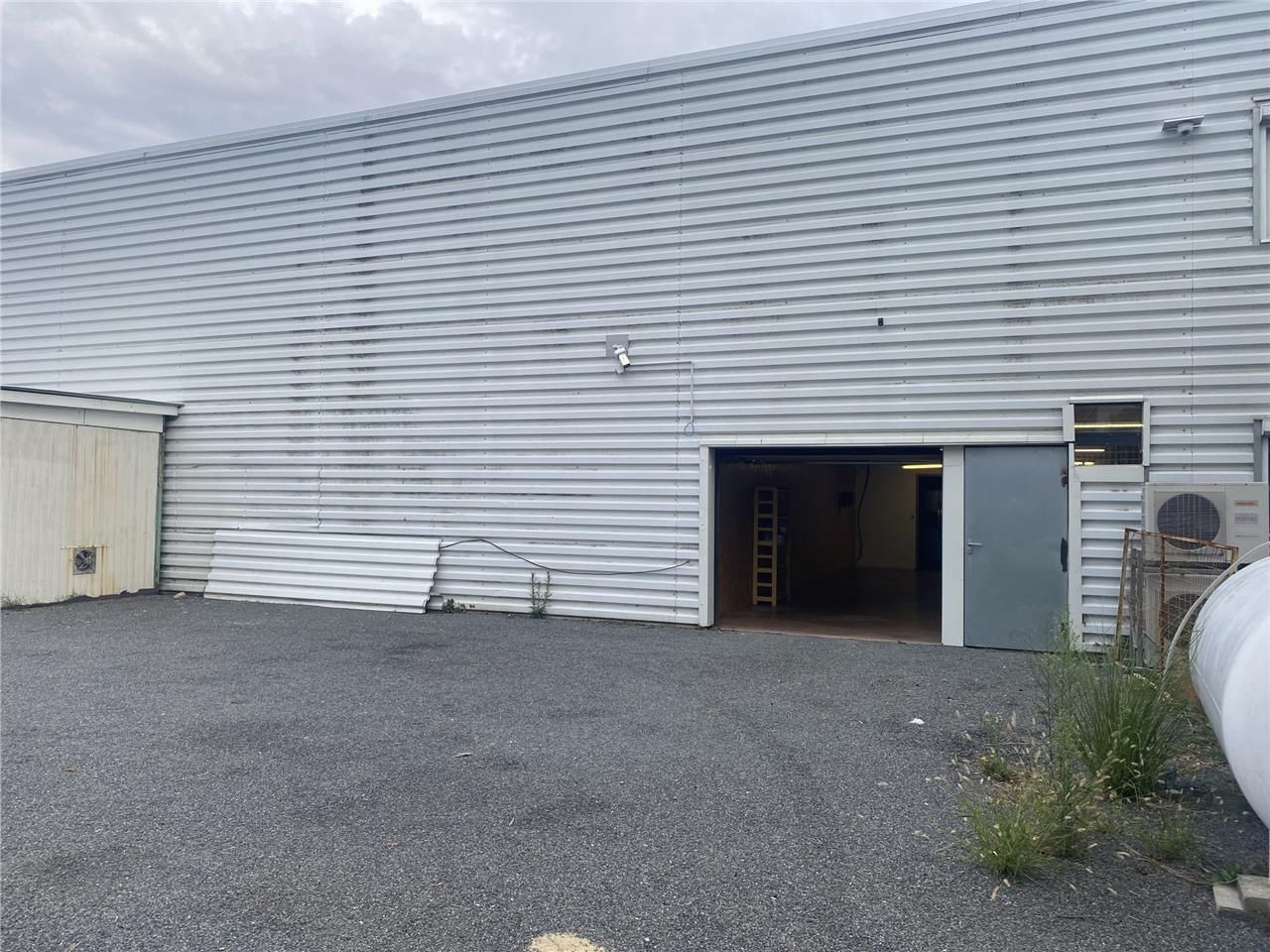 À LOUER : Local d'Activités de 70 m² à Bègles - I