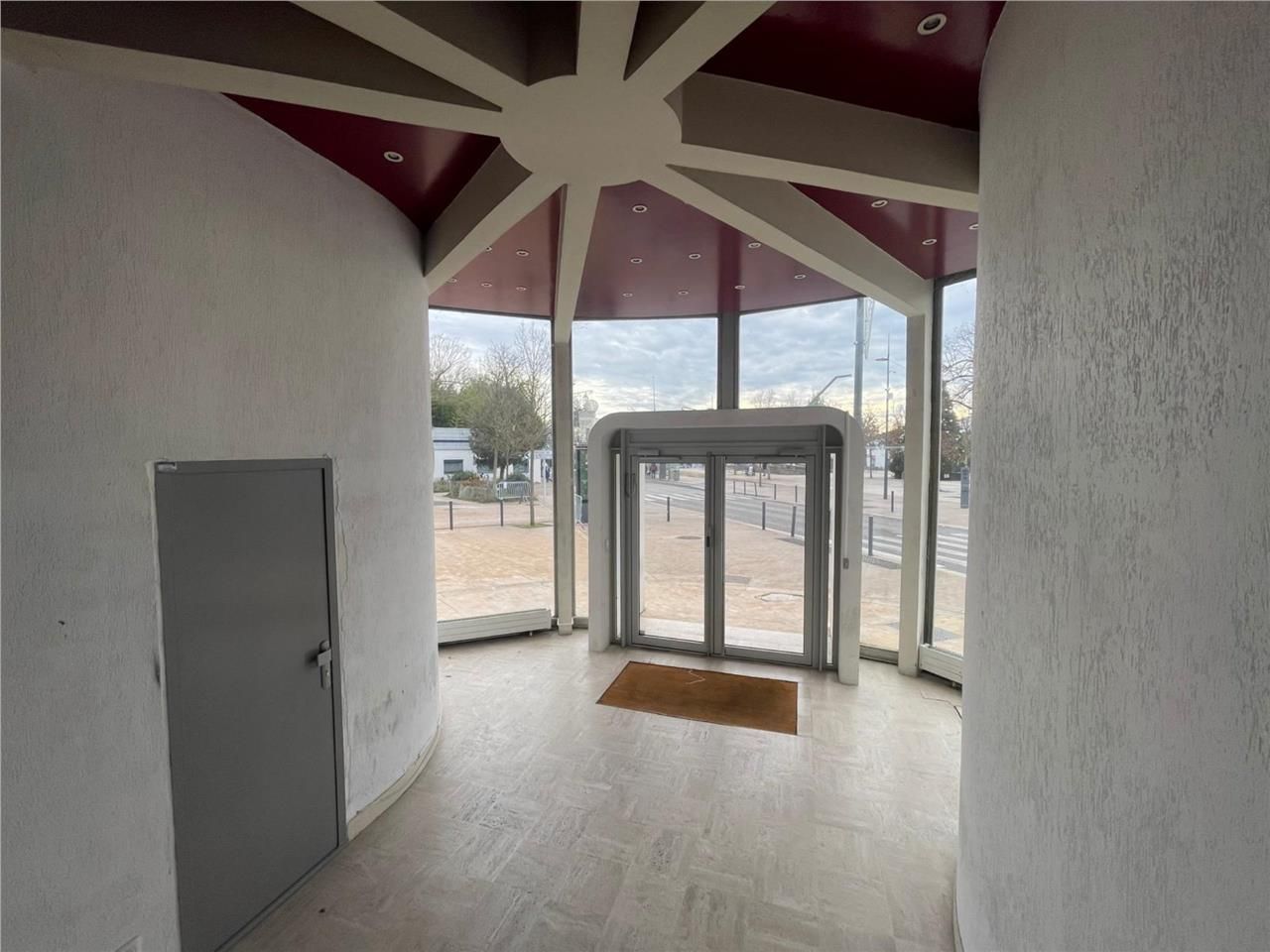 SAINT-MEDARD-EN JALLES - CBRE vous propose une be