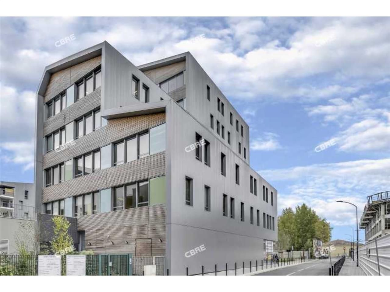 CBRE vous propose à la location, à proximité immé