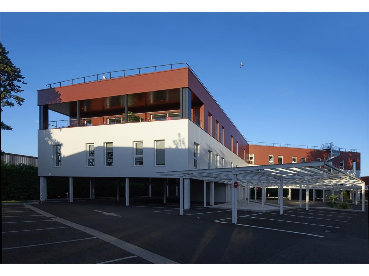 CBRE vous invite à venir découvrir ce plateau de 