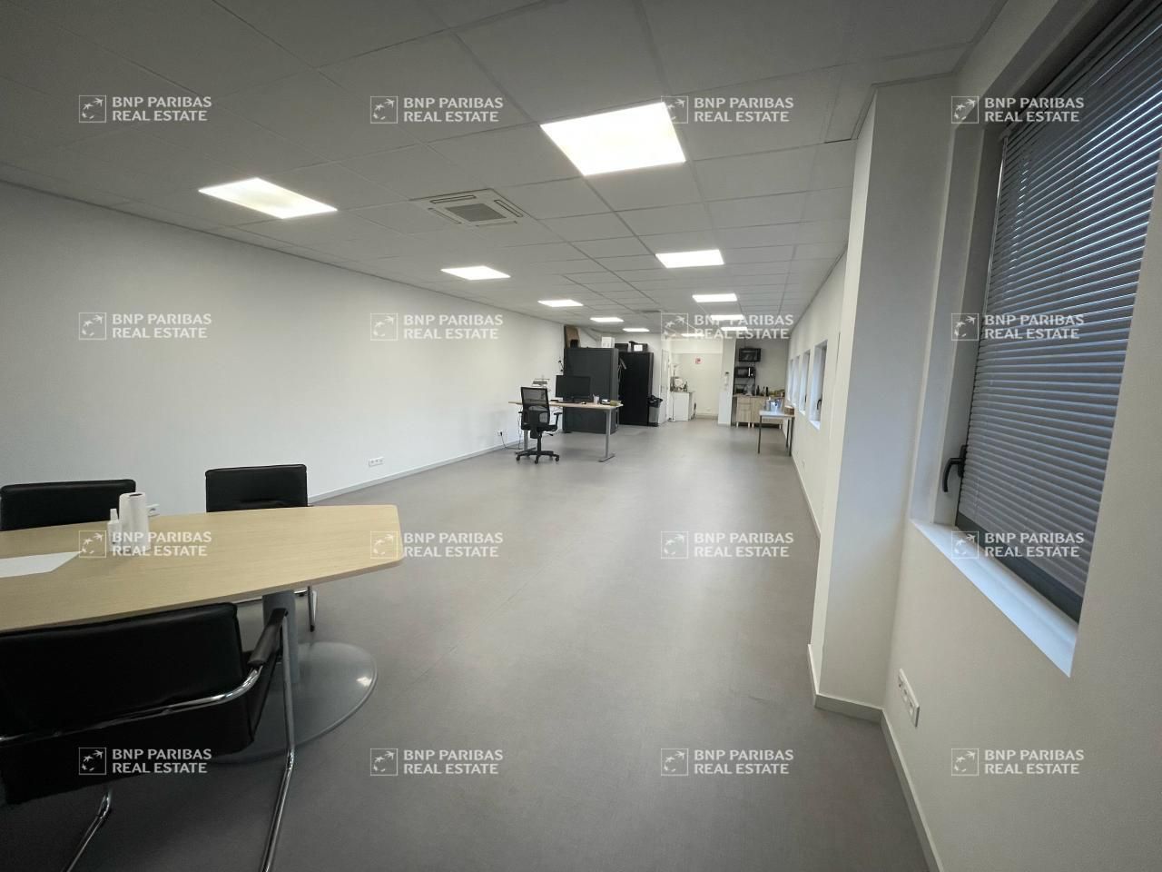 Vente Bureaux 132.01 m² divisibles 77600 Bussy-saint-georges