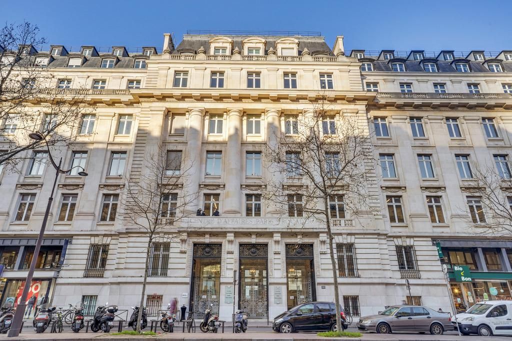 Location Bureaux 497 m² non divisibles 75116 Paris