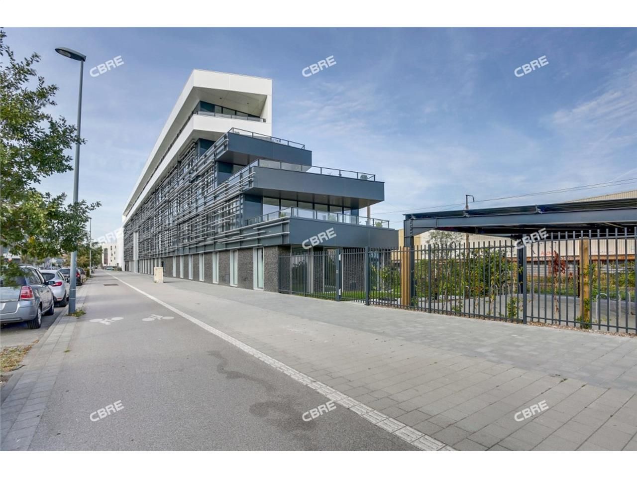 LE SLOOP est un programme audacieux proposant plu