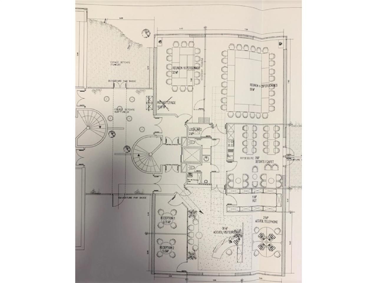 Location bureaux 250 m² non divisibles