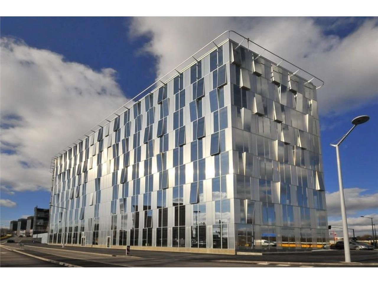 CBRE Lille vous propose en plein coeur d'Euralill