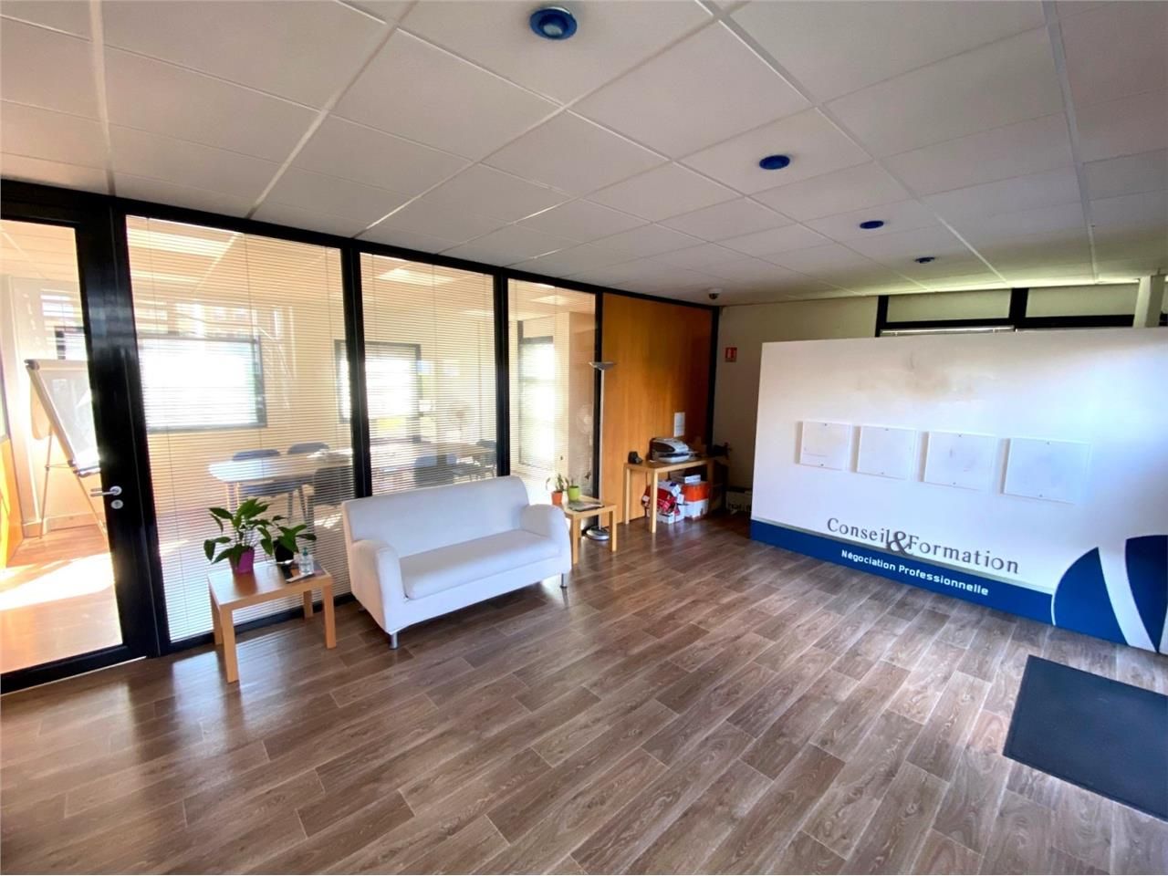 CBRE vous propose à la location cette surface de 