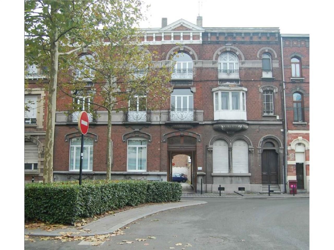 CBRE vous propose à la vente, un immeuble bourgeo