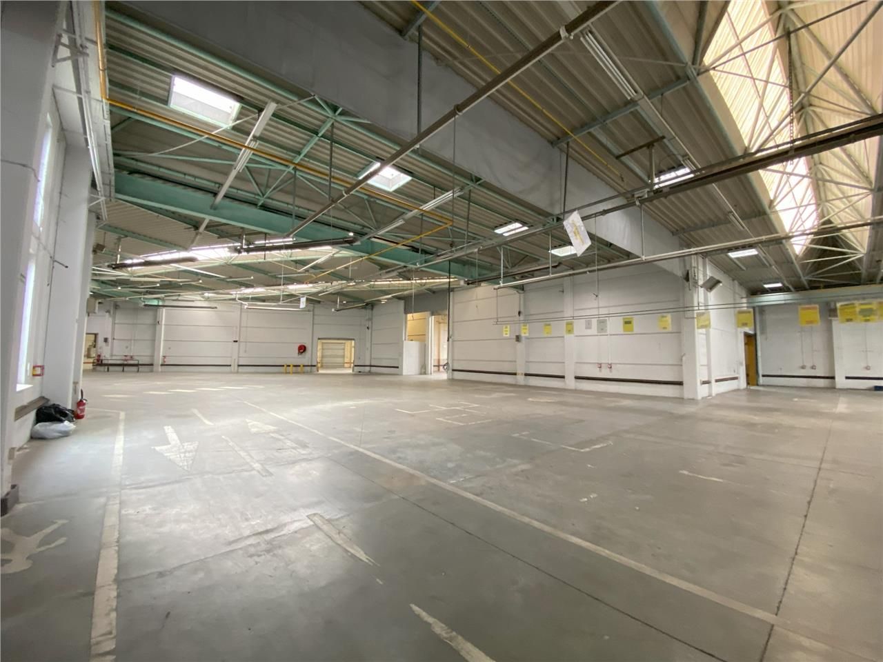 CBRE vous propose à la location un bâtiment proch