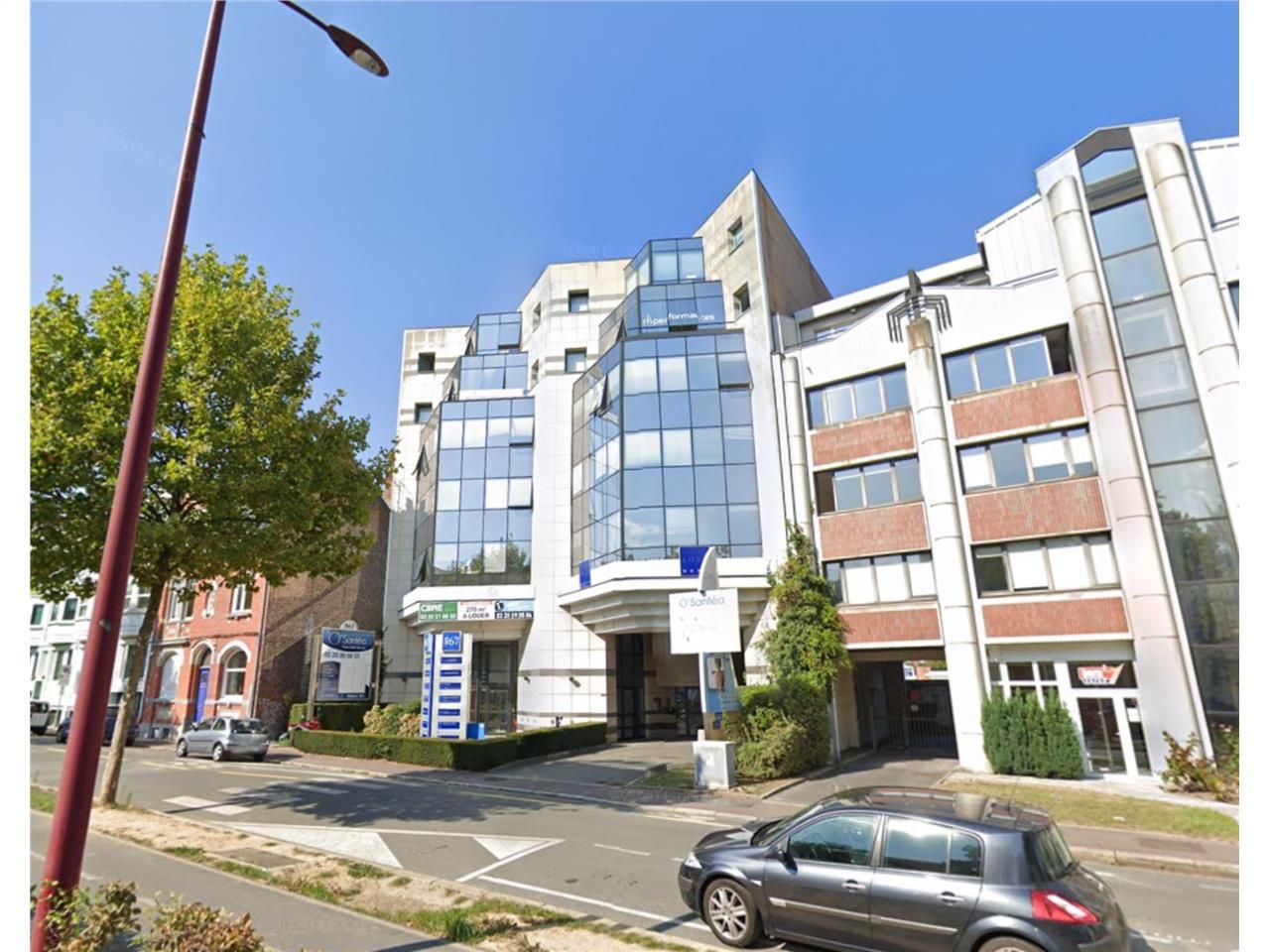 CBRE LILLE vous propose à la vente, ce beau plate