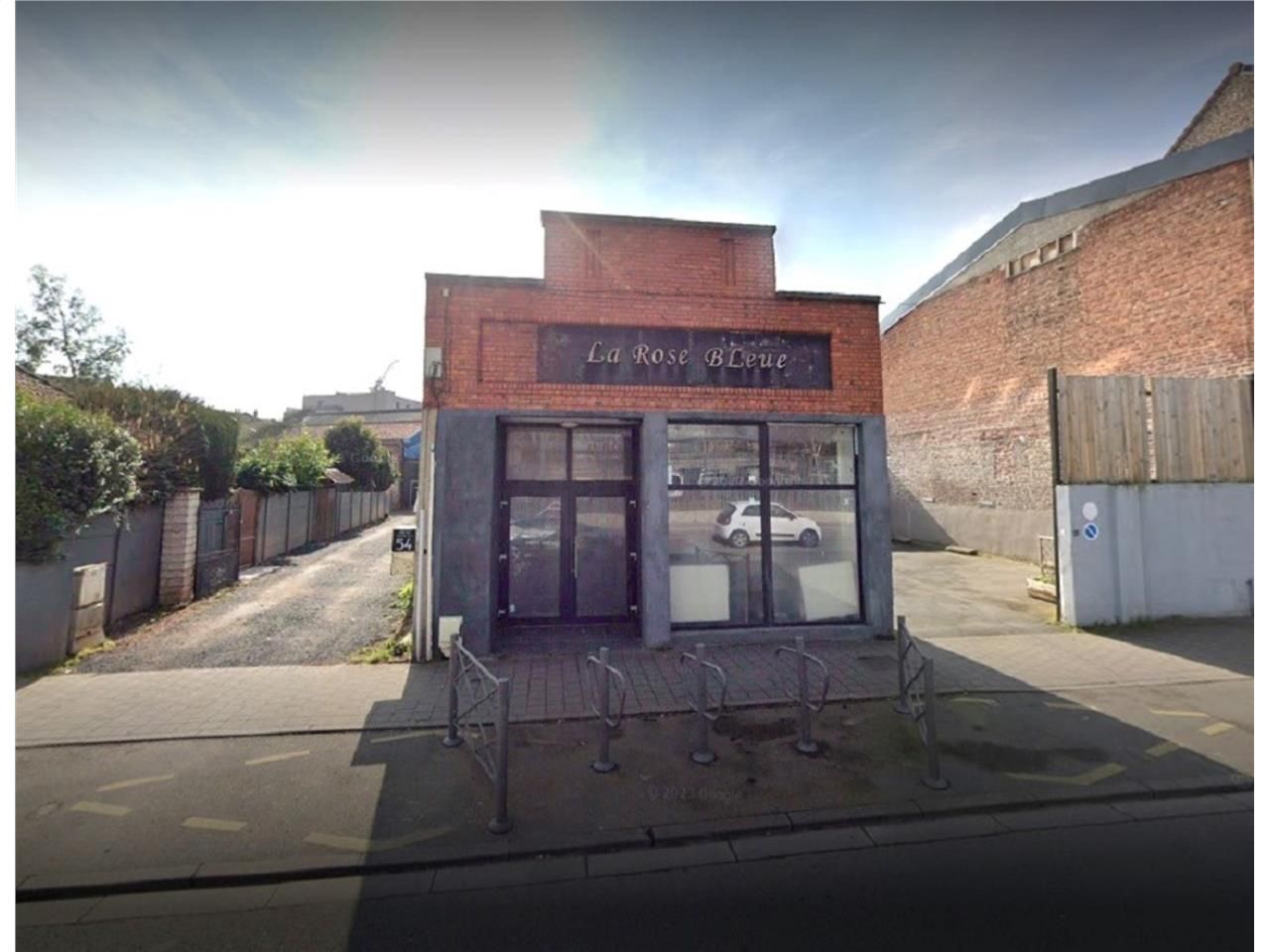 A vendre, ensemble immobilier indépendant composé