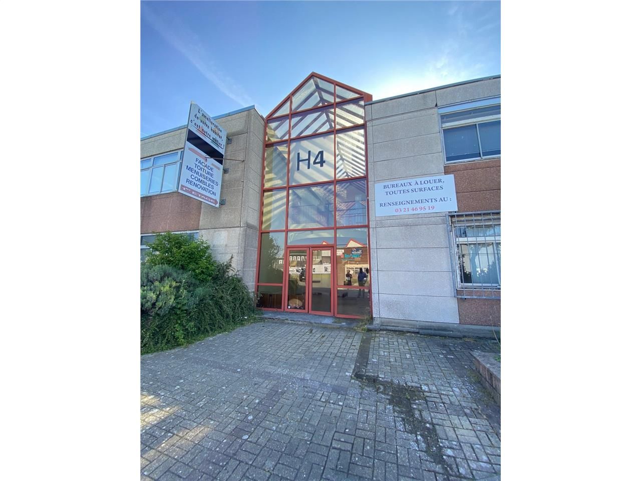 CBRE vous propose à la location ce bâtiment de bu