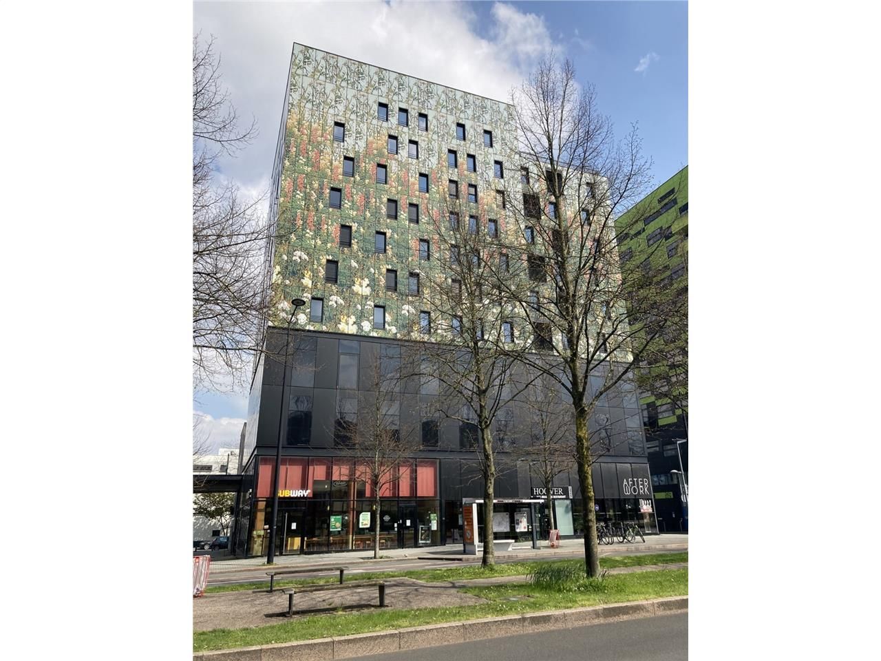 Dans le quartier d'affaires d'Euralille, sur l'Av