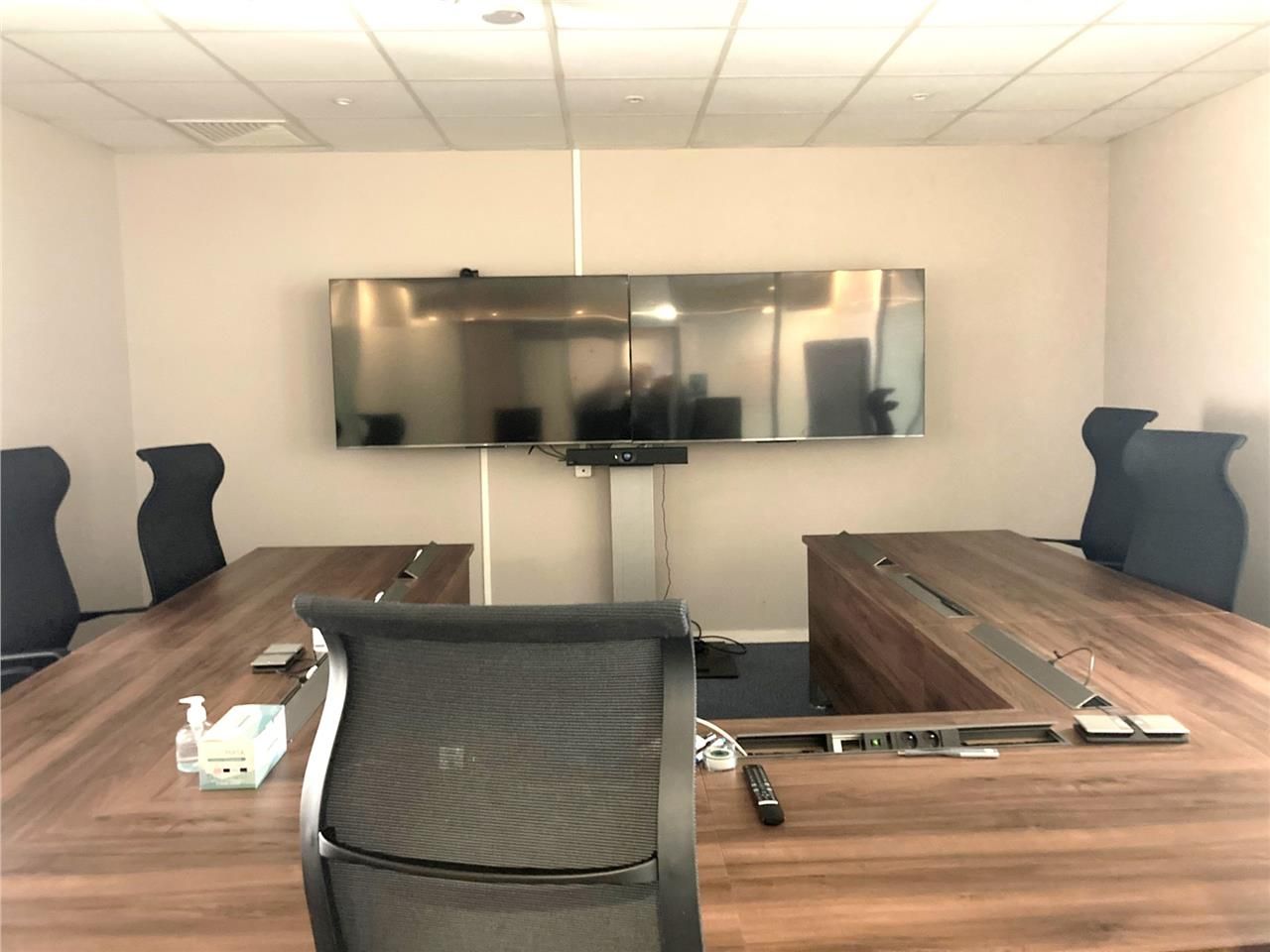 Au coeur du 6ème  dans un immeuble des années 30 