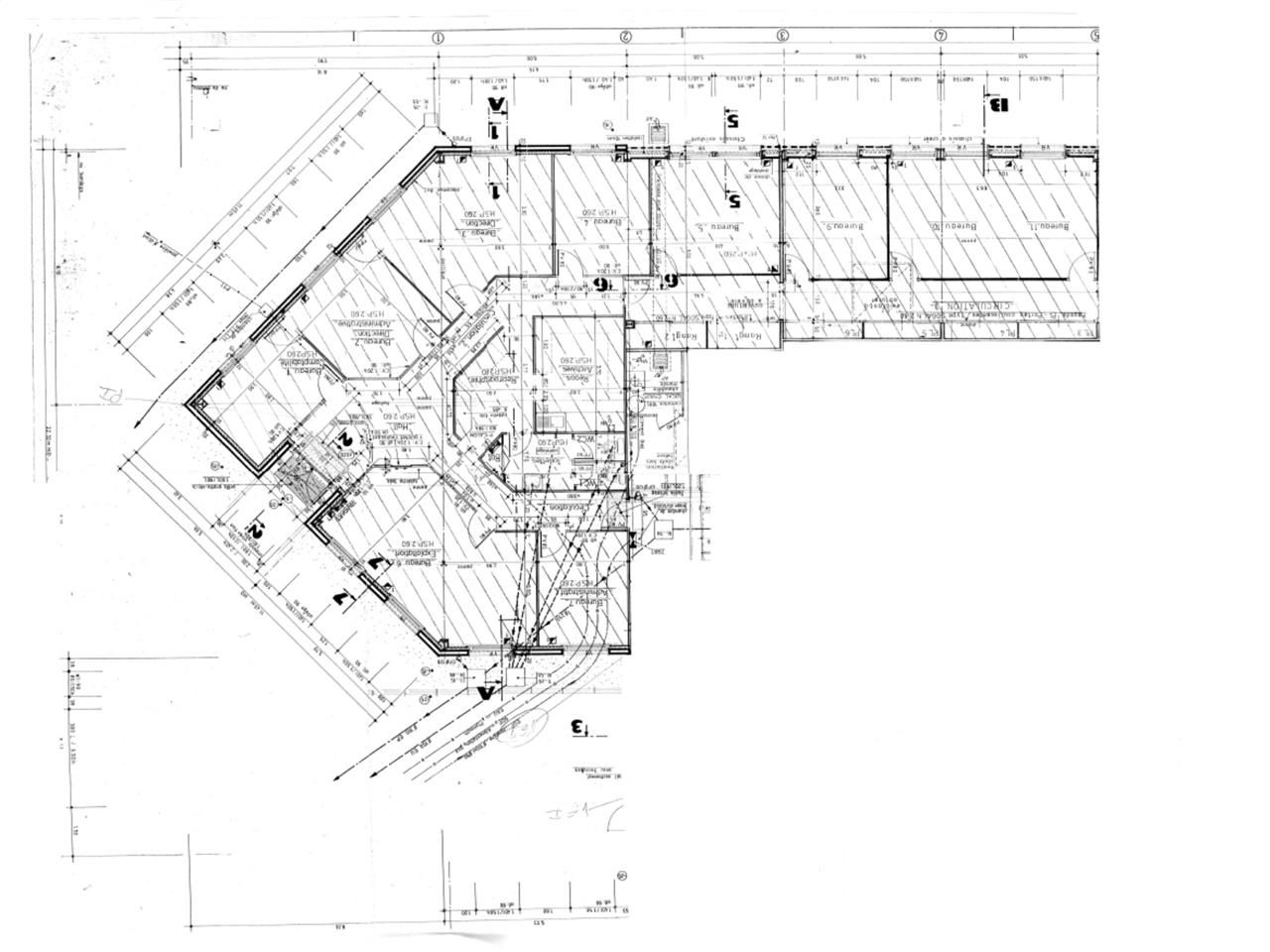 Location bureaux 250 m² non divisibles