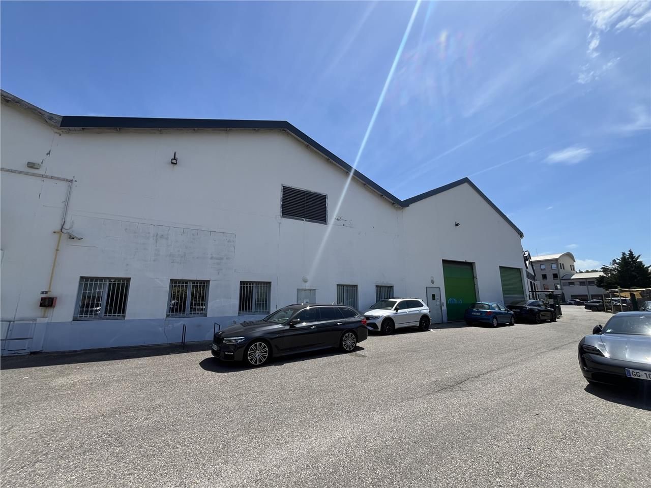 RARE ! CBRE vous propose un local d'activités d'e