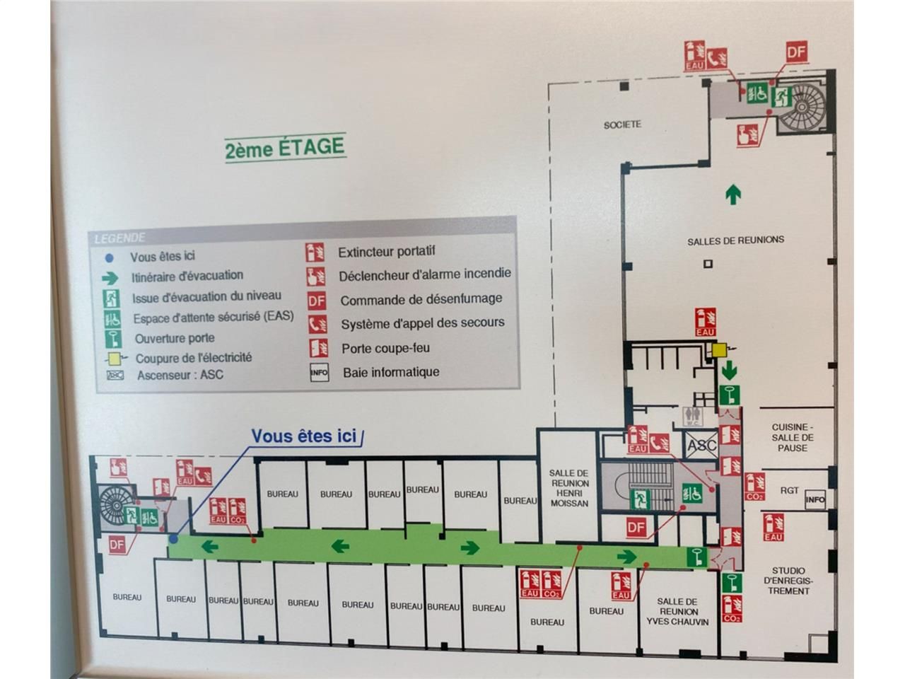 Location bureaux 895 m² divisibles à partir de 343 m²