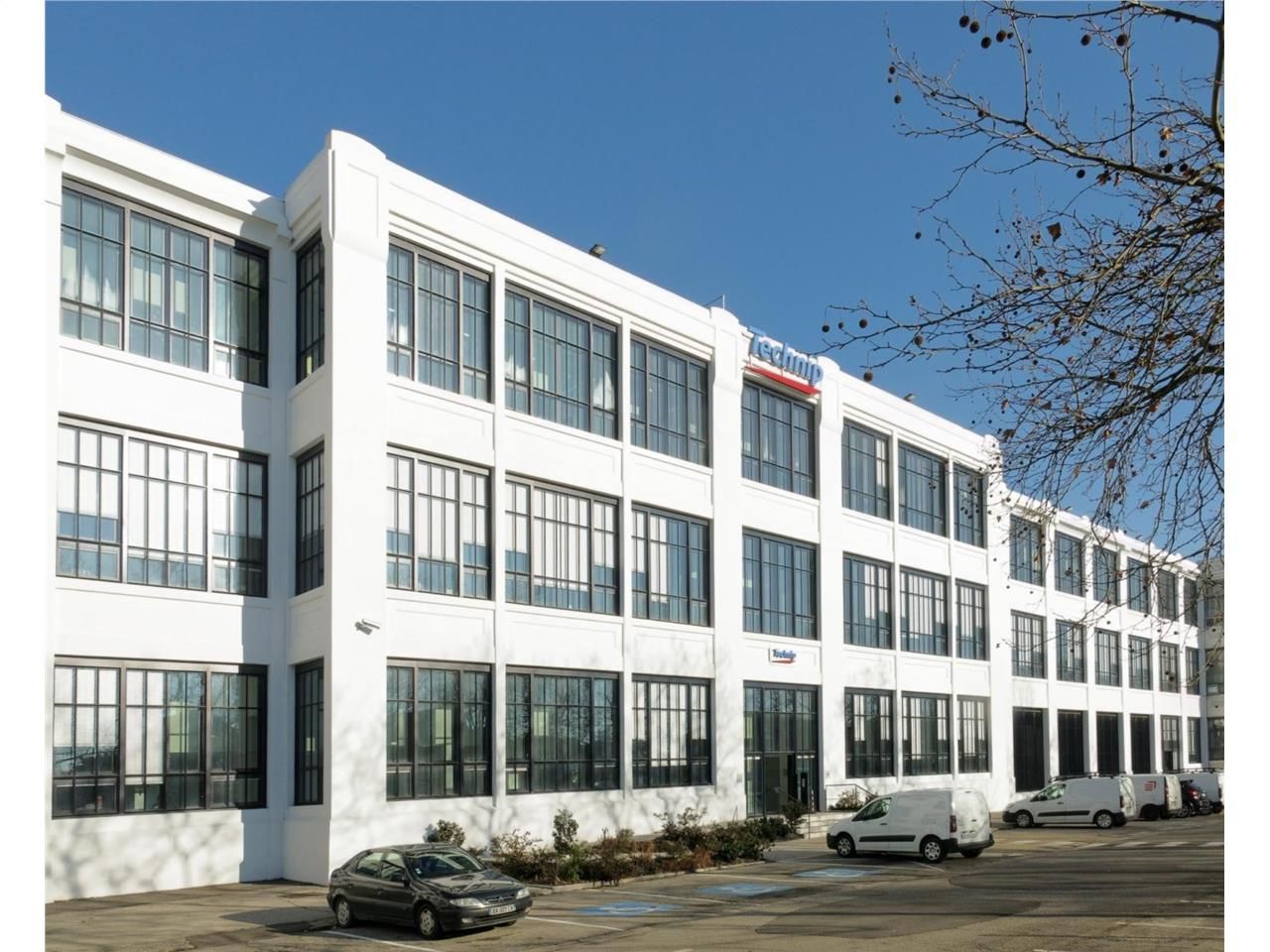 A LOUER Immeuble indépendant de bureaux sur 3 niv