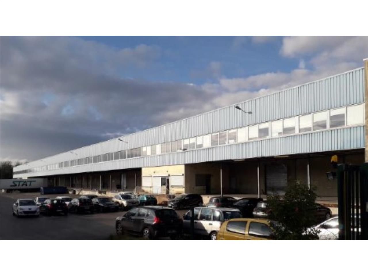 Sur la Dorsale Logistique, dans la ZI Sud Est de 