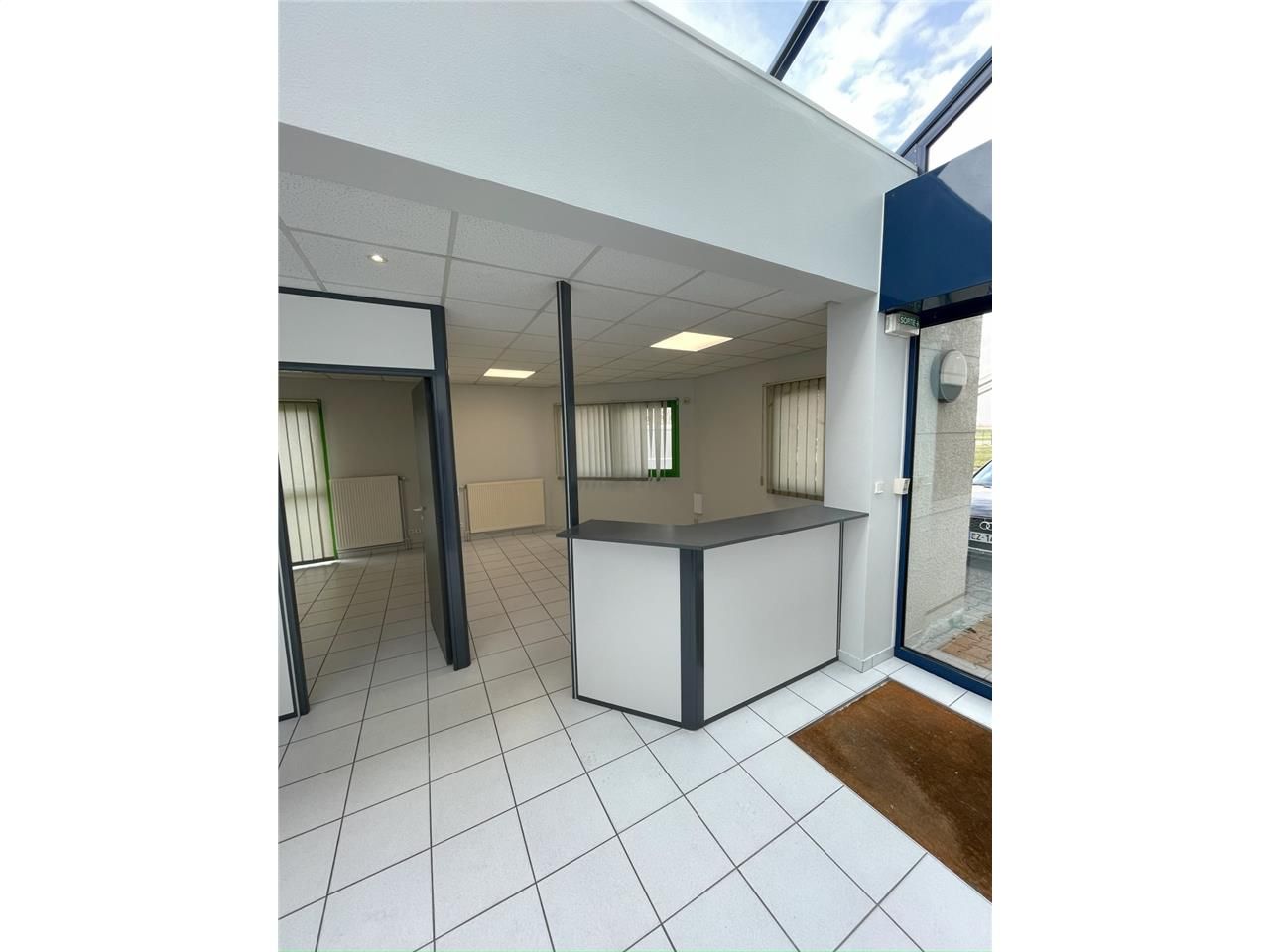 CBRE Lyon vous propose à la location un local d'a