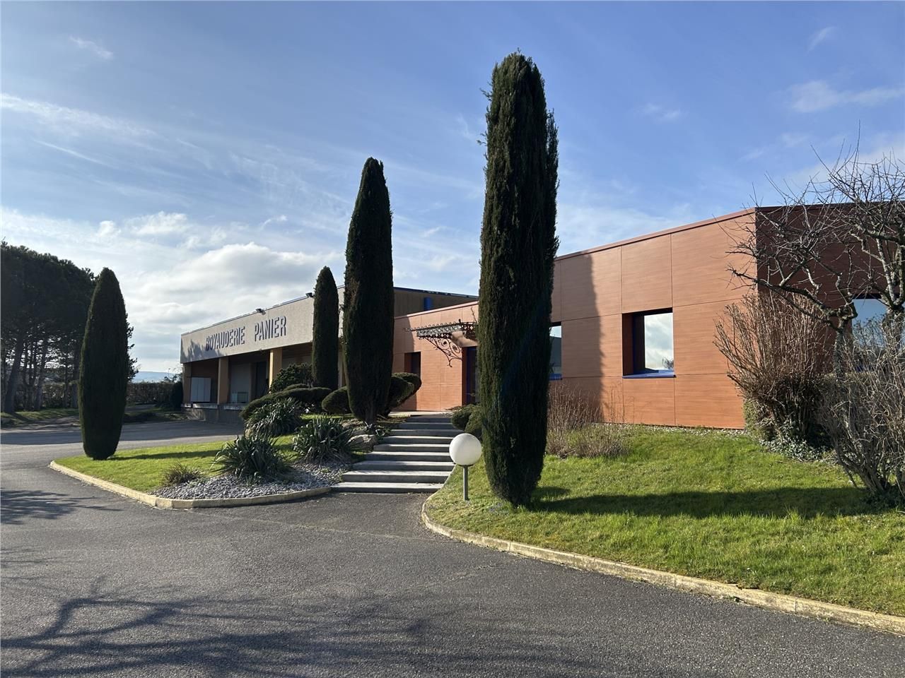 Vous recherchez des locaux à louer sur la commune