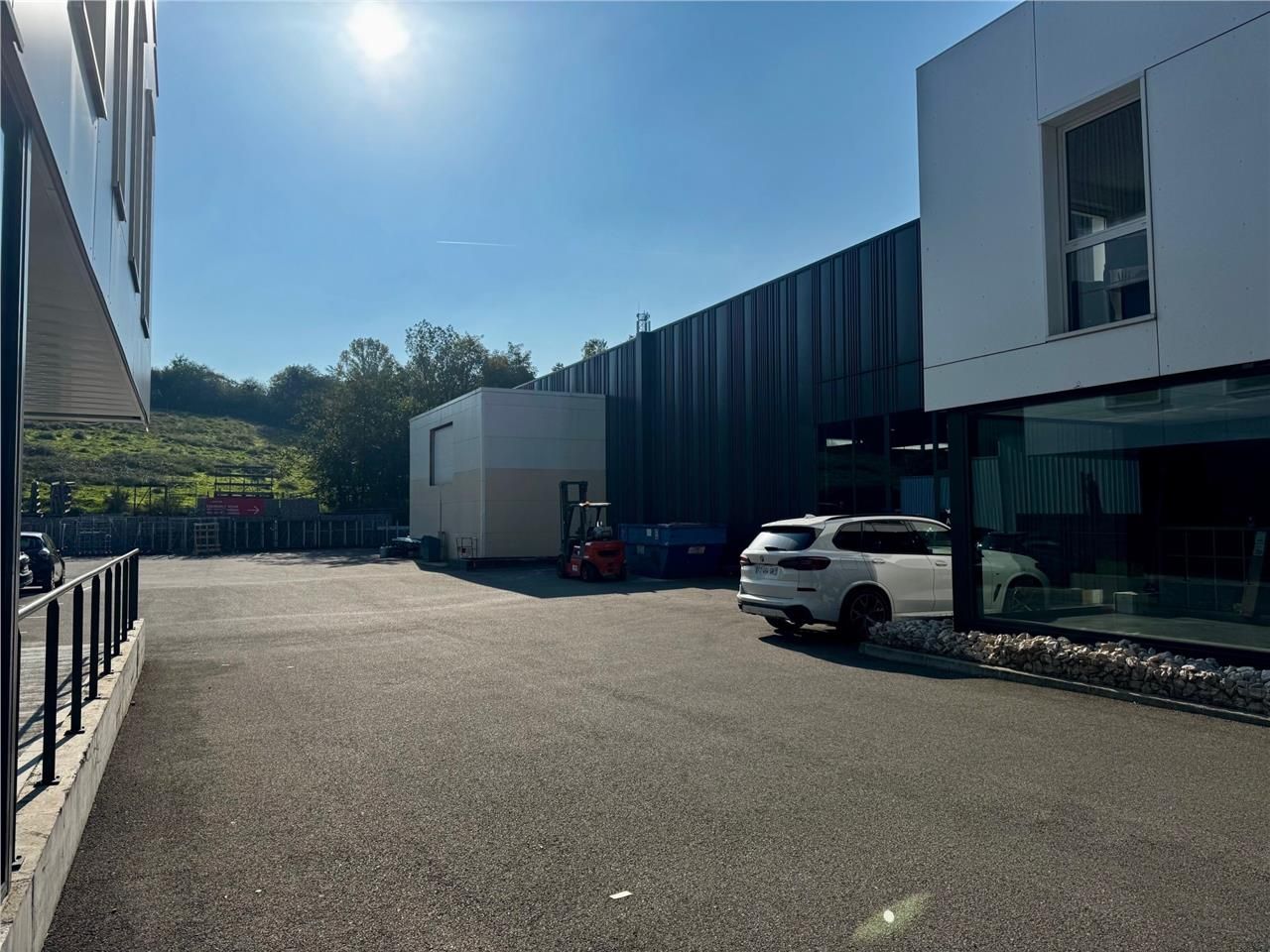 Vous recherchez des locaux industriels à louer da