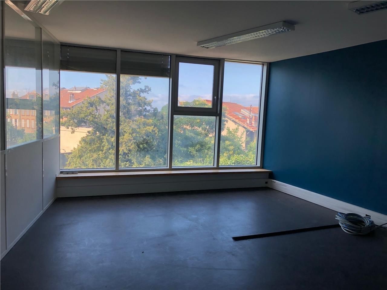 BUREAUX A LOUER ET/OU A VENDRE - 13015 MARSEILLE 