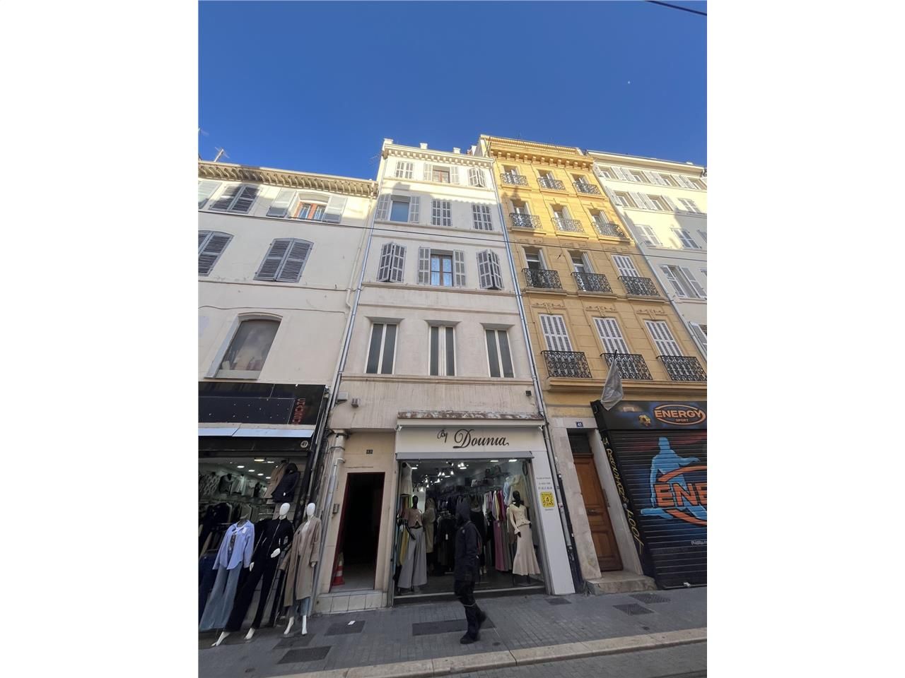 CBRE vous propose à la vente des bureaux idéaleme