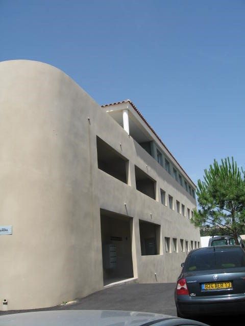 BUREAUX A VENDRE - MARSEILLE 13012 - LE QUADRA : 