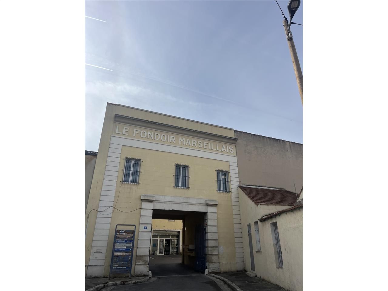 BUREAUX A VENDRE - 13015 MARSEILLE : Venez découv