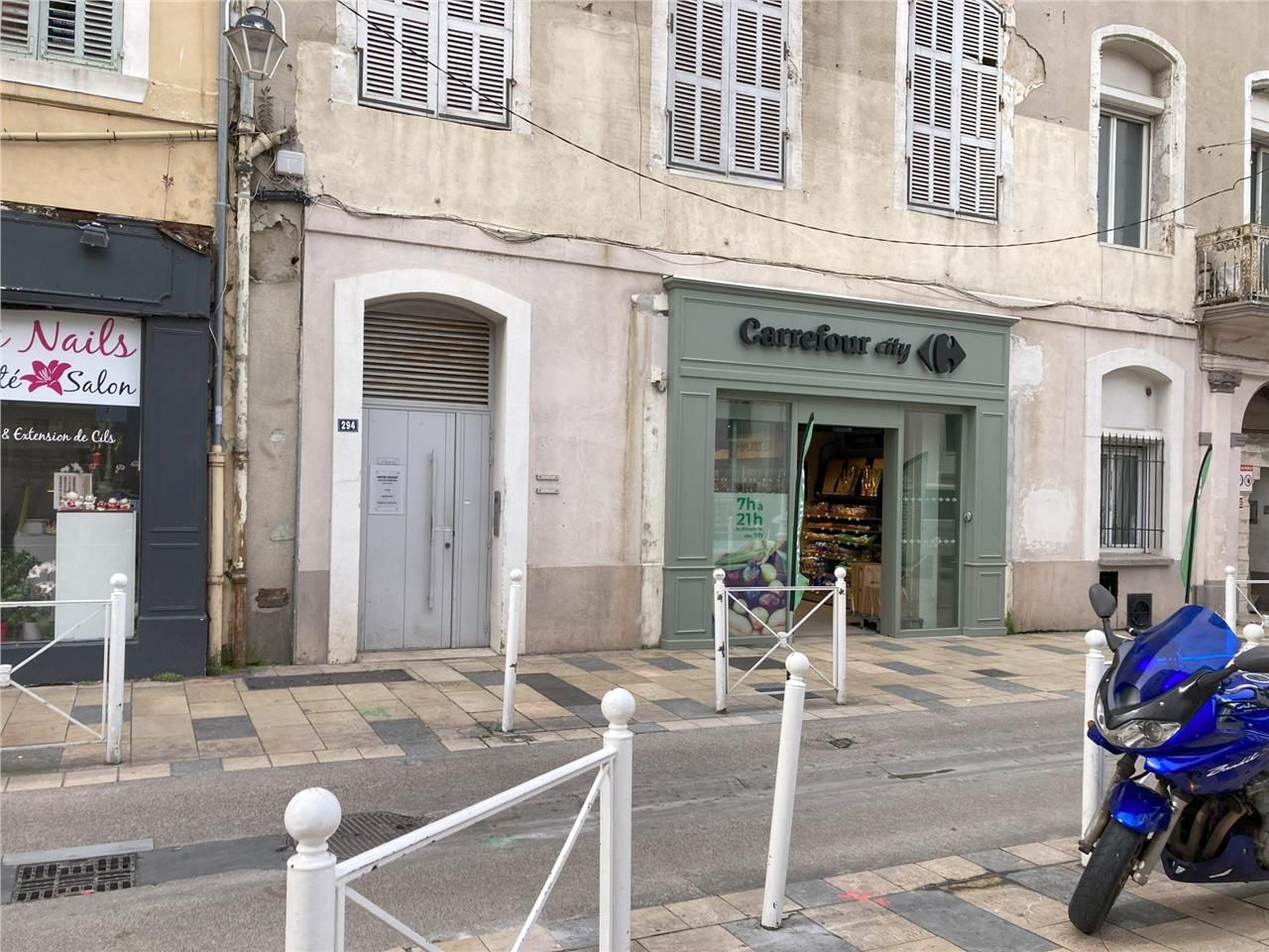 Situés en plein centre-ville de Toulon et proche 