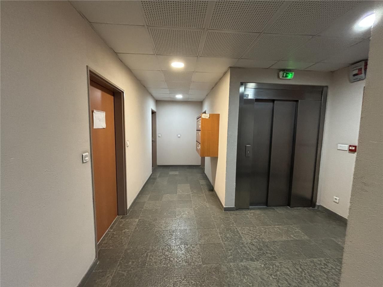 Accroche BUREAUX A VENDRE - 13420 GEMENOS : Le GR