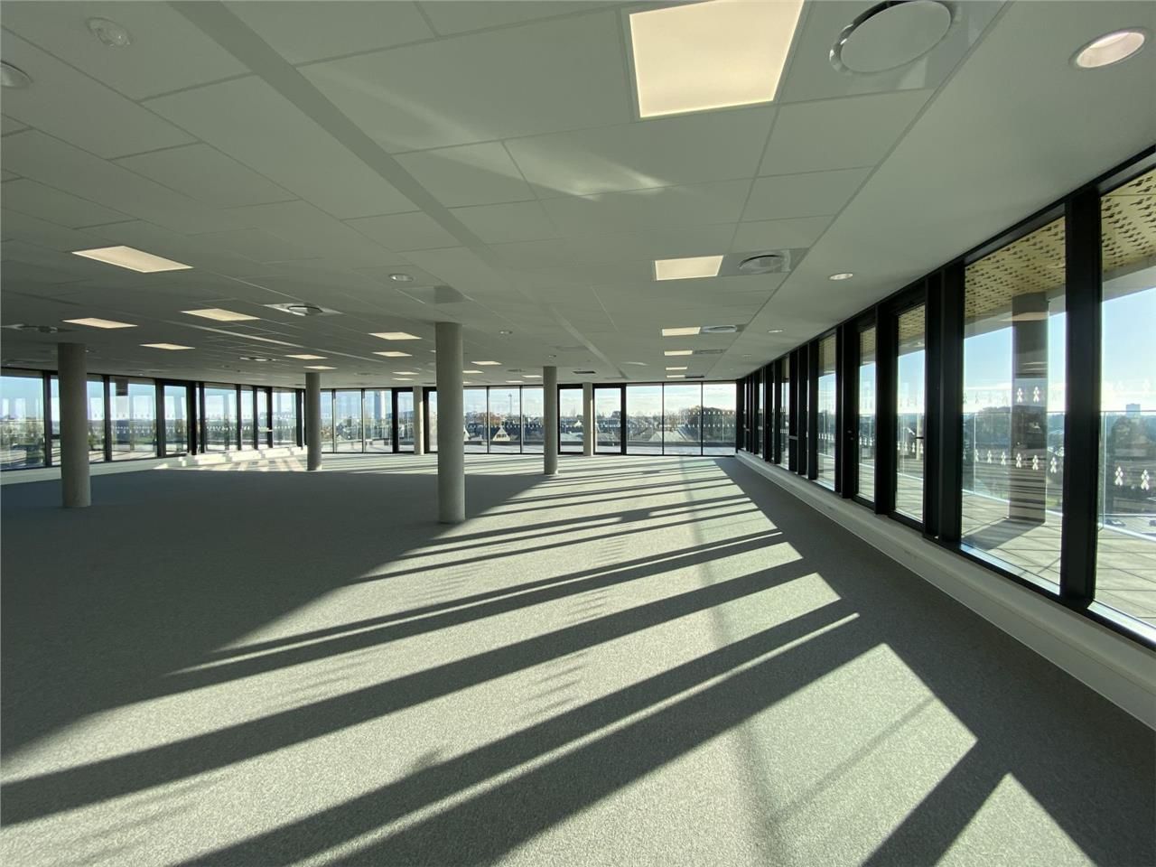 Aux portes de Nantes, proche Atlantis, CBRE vous 