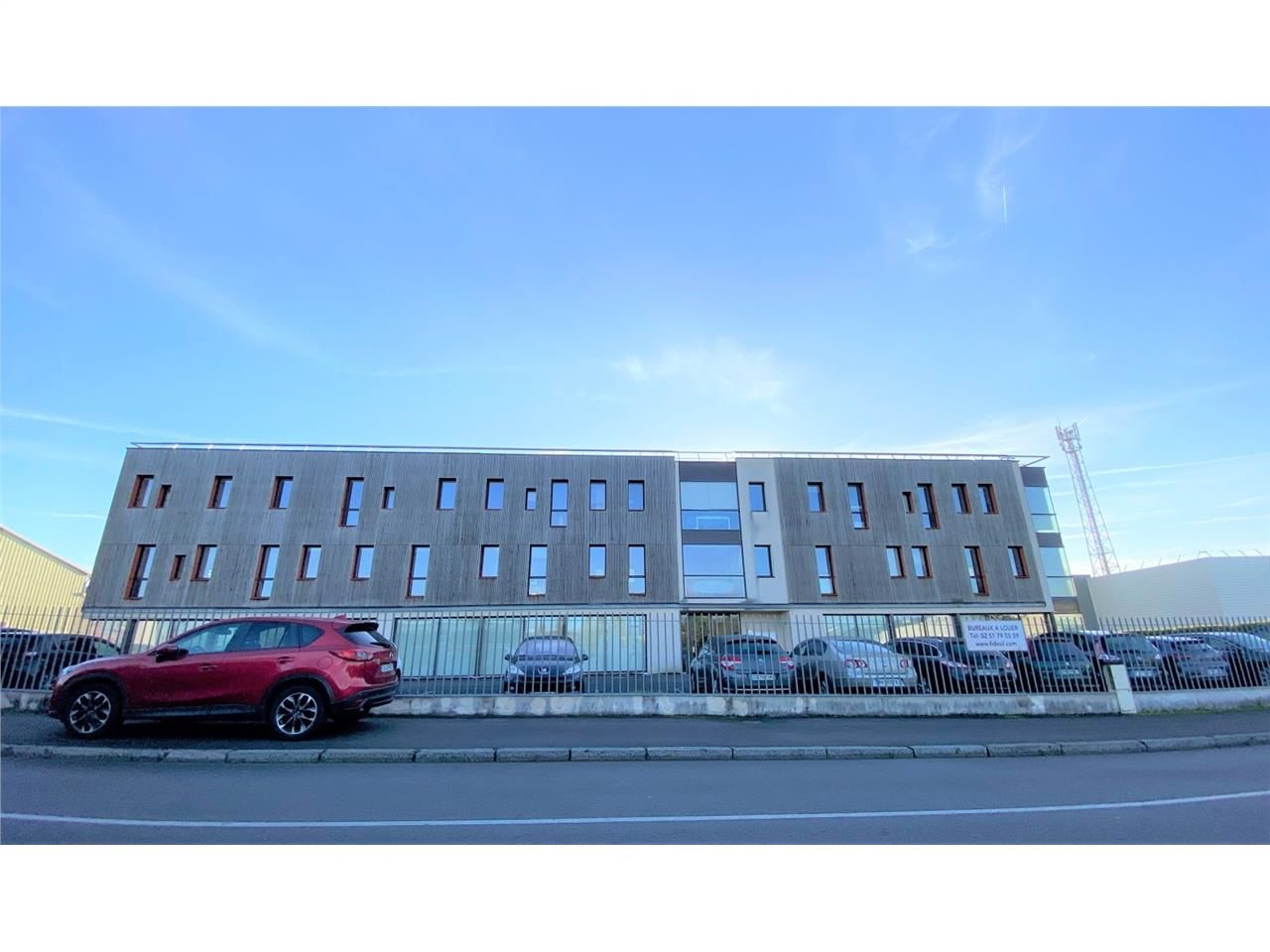 A louer, sud Loire, surface de bureaux en plein c