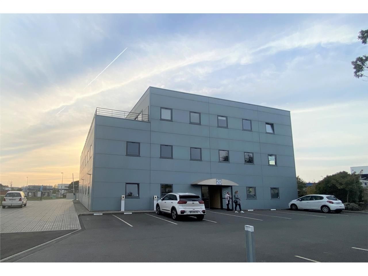 CBRE vous propose à la location un  plateau de bu