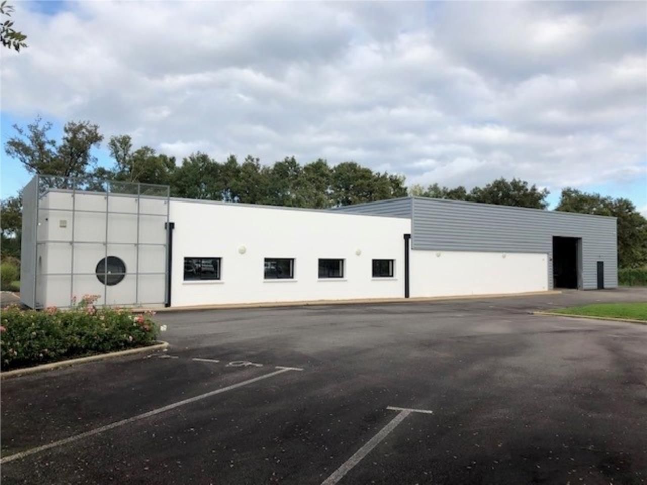 Au coeur de la zone d'activités de Haute Goulaine