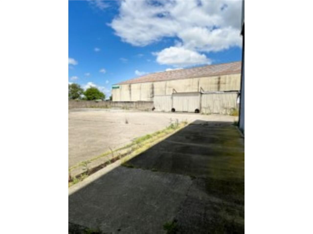 Sur la commune du Loroux Bottereau,  CBRE vous pr