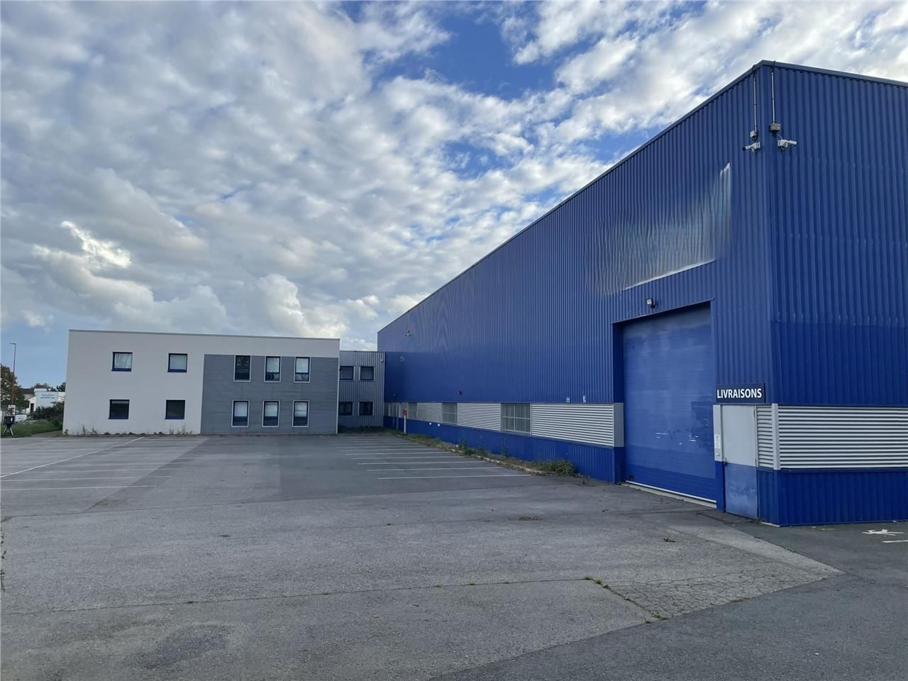 Dans la zone d'activités D2A,  CBRE vous propose 