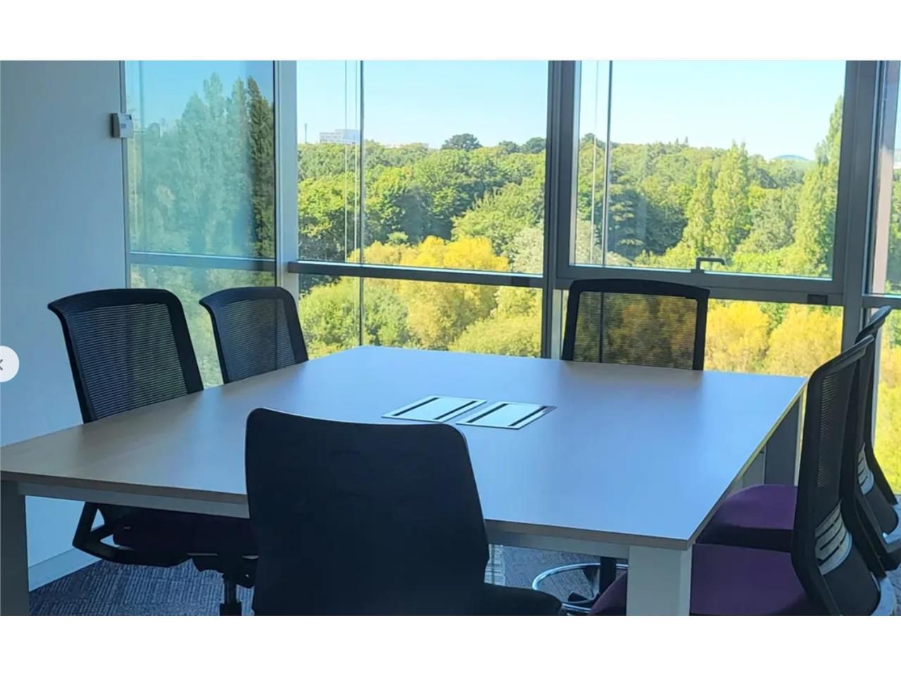 Idéalement situé, au pied du centre-ville histori