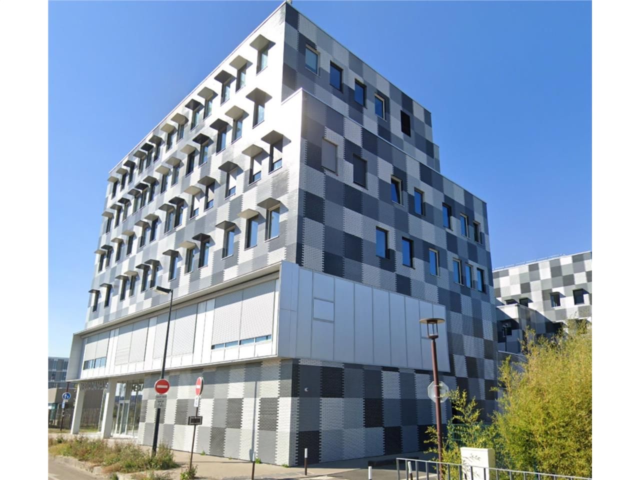 CBRE vous propose une surface du bureaux en R+5 d