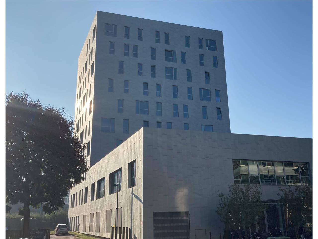 Idéalement situé, au coeur du quartier Euronantes