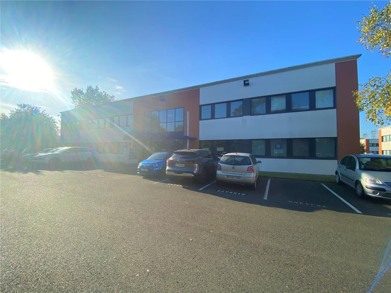 Rezé, au sein d'une zone tertiaire dynamique, pro