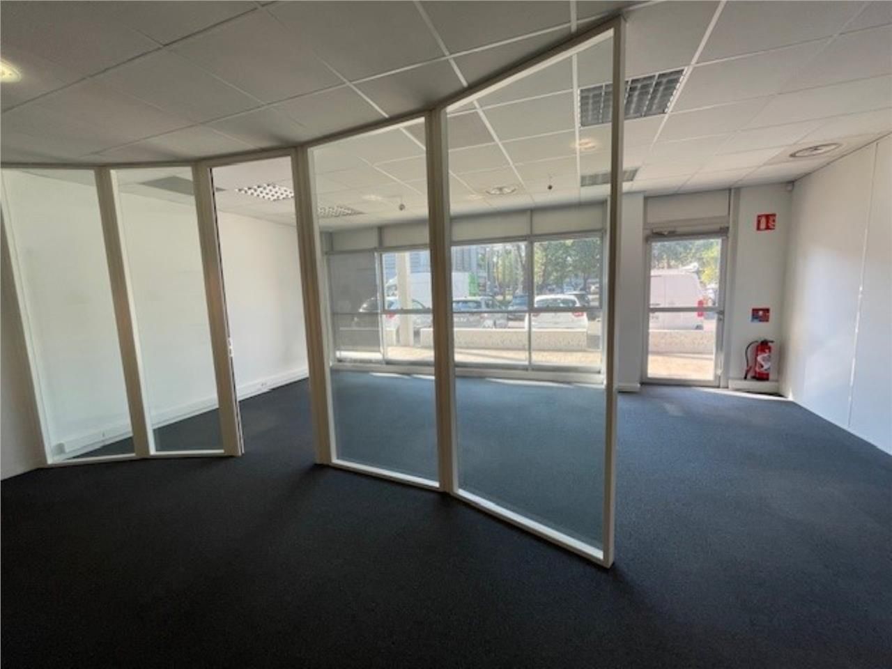 CHANTRERIE - Au sein d'un parc tertiaire bien ent