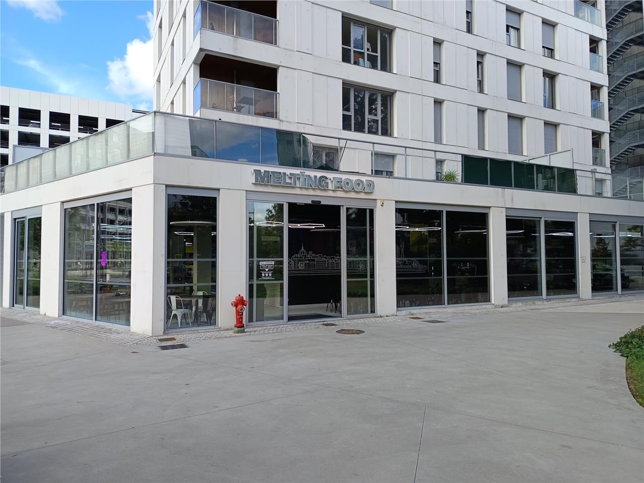 CBRE vous propose à la vente, un local commercial