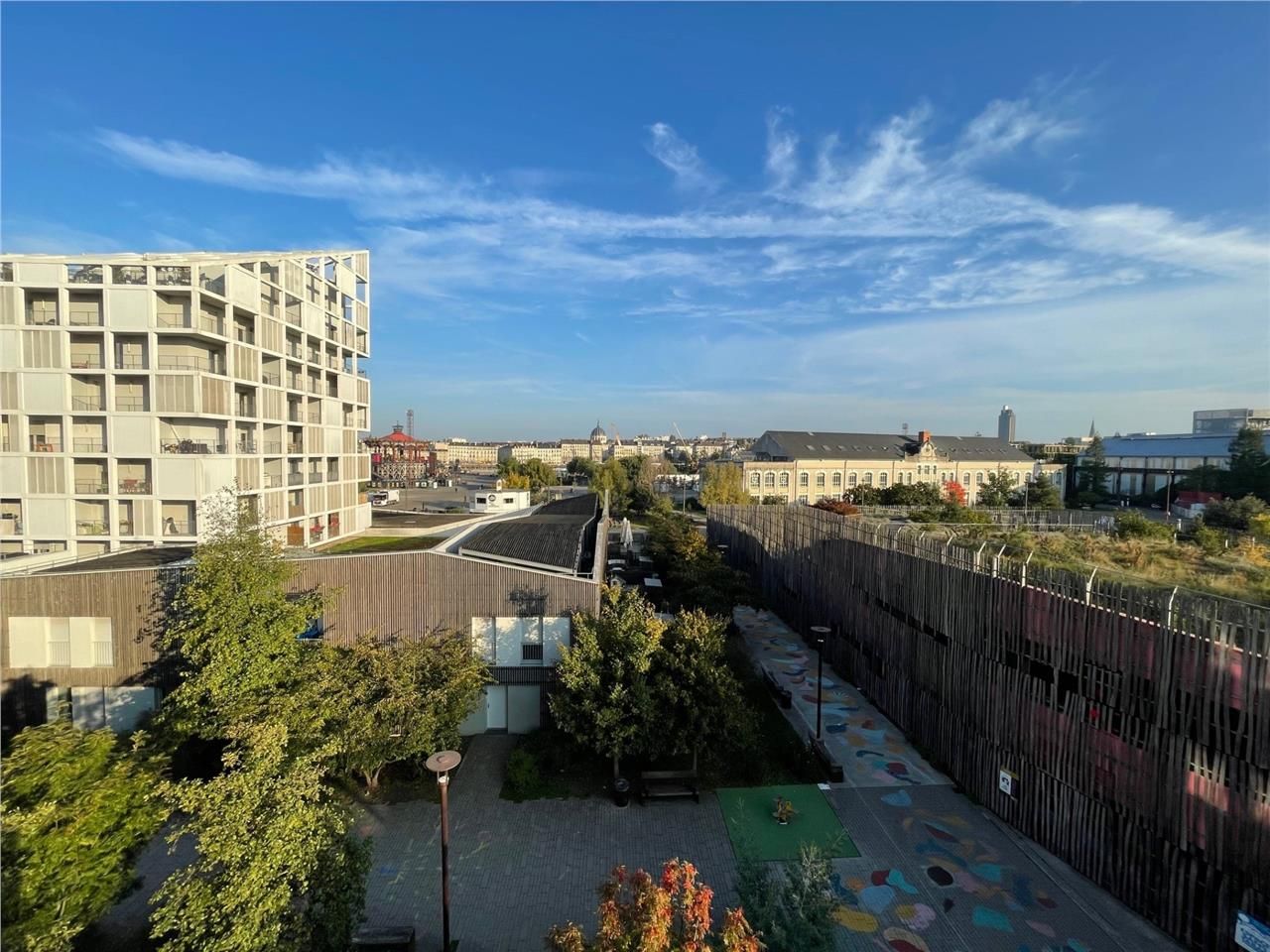 CBRE vous propose à la location un plateau de bur