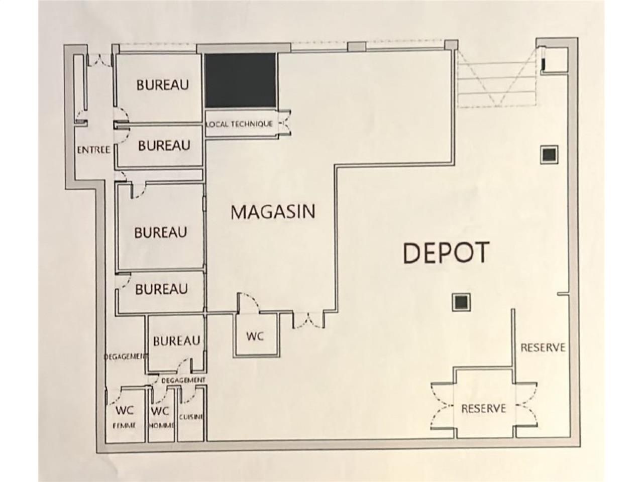 Location entrepots 1000 m² non divisibles