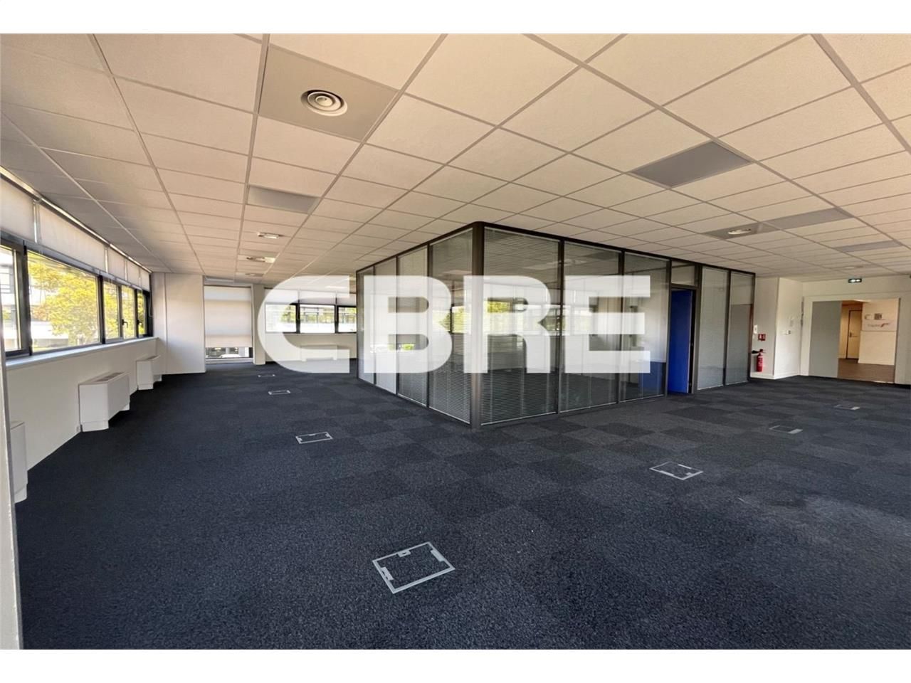 Au sein d'un immeuble indépendant en R+2 situé qu